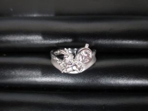 ダイヤのお買取をしています。大吉藤沢店です。