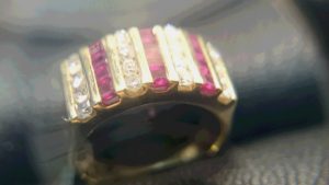 色石付きリングをお買取しました。買取専門店　大吉　イオンタウン仙台泉大沢店です。