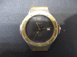 小倉南区、大吉サニーサイドモール小倉店で買取りました壊れた時計(ウブロ)の画像です