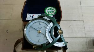 USHIKATAコンパス　のお買取は和光市駅から徒歩2分の大吉へお任せください!