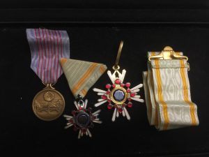 大吉八王子店では勲章もお買取致します。