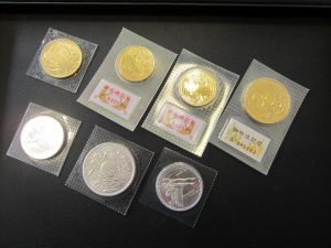 24金 天皇陛下御即位記念10万円金貨