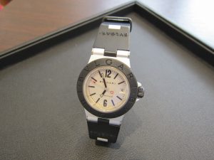 BVLGARI クオーツ