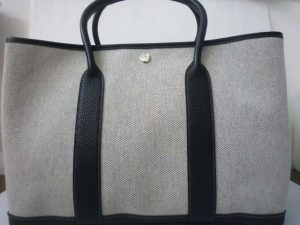 堺泉北の皆様、エルメスの高価買取は大吉泉北クロスモール店へ