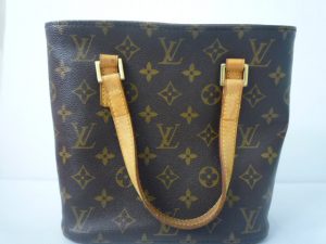 堺泉北の皆様、ヴィトンの高価買取は大吉泉北クロスモール店へ