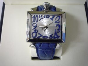 堺泉北の皆様、ガガの高価買取は大吉泉北クロスモール店へ