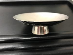 純銀杯のお買取をしています。大吉藤沢店です。