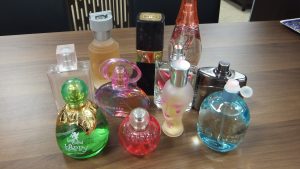 香水 買取り 厚木