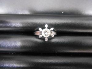 買取専門店　大吉　JR八尾店は、ダイヤのリングを買取ます。