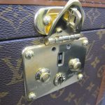 ブランド品の買取なら市川市大吉本八幡店