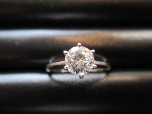 大吉 武蔵小金井店 ダイヤ プラチナリングの画像です。