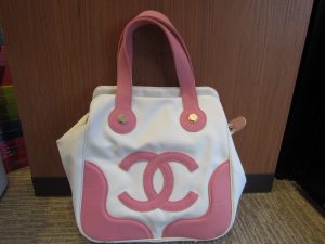 大吉イオンタウン宇多津店では、シャネルバック高価買取致します。