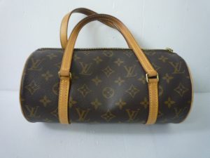 堺泉北の皆様、ヴィトンバックの高価買取は大吉泉北クロスモール店