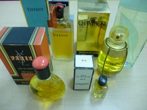 香水 買取 新丸子