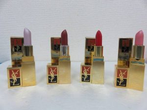 イヴ・サンローランのリップスティックの買取は、大吉池田店