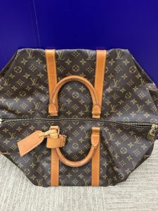 山梨県南アルプス市の皆さんヴィトンの買取は大吉オギノ双葉店まで！