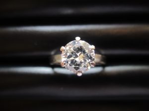 大吉 武蔵小金井店 ダイヤ プラチナリングの画像です。