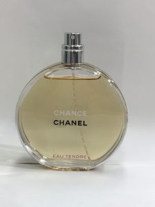 シャネル・香水・コーチ・万年筆・化粧品・アルビオン・ミキモト・パール・ ネックレス・スーツ・グッチ・ブランドスーツ・アタッシュ・zero ・高価、ニコン、ＮＩＫＯＮ，ライカ・ｎｉｋｏｎ，高価買取、大吉、買取専門店大吉逗子店、買取、逗子、逗子駅、逗子周辺、追浜、追浜周辺、追浜駅、葉山、Ｄ5100・葉山ハイランド・鎌倉・鎌倉駅・大船・大船駅象牙。ブランド品。ブランド。金。銀、ダイヤモンド　、切手、能見台、横須賀、銀座通り、上大岡、上大岡駅。三浦、京急富岡、横浜、エルメス、シャネル、カメラ、お酒、六浦、.JPG (2)