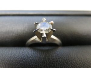 綺麗な輝きのダイヤモンドお買取りしましたー!日置市の大吉タイヨーグラード伊集院店です!