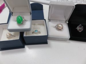 パールや色石リングをお買取りをさせて頂きました。