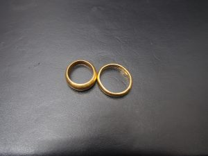 純金の指輪をお買取り致しました大吉鶴見店です。