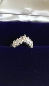 篠山市の皆様、プラチナリングの買取ならキッピーモール三田店へ。