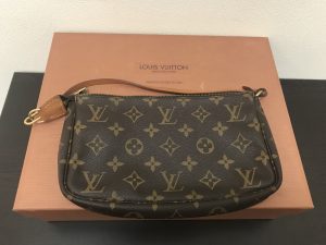 篠山市の皆様、ヴィトンの買取ならキッピーモール三田店へ。