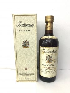 古酒・グッチ・ブランドスーツ・アタッシュ・zero ・高価、ニコン、ＮＩＫＯＮ，ライカ・ｎｉｋｏｎ，高価買取、大吉、買取専門店大吉逗子店、買取、逗子、逗子駅、逗子周辺、追浜、追浜周辺、追浜駅、葉山、Ｄ5100・葉山ハイランド・鎌倉・鎌倉駅・大船・大船駅象牙。ブランド品。ブランド。金。銀、ダイヤモンド　、切手、能見台、横須賀、銀座通り、上大岡、上大岡駅。三浦、京急富岡、横浜、エルメス、シャネル、カメラ、お酒、六浦、.JPG (2).JP