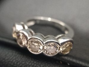 ダイヤモンド　貴金属　リング　アクセサリー　買取　買い取り　北九州市　小倉北区　魚町