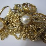 貴金属の買取なら市川市大吉本八幡店