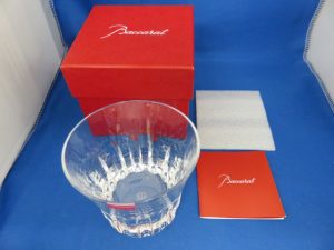 バカラのロックグラスをお買取りさせて頂きました。