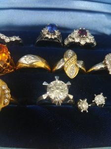 ダイヤ・貴金属を売るなら 買取専門店『大吉』伊勢崎店へ