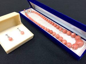 珊瑚製品絶賛買取強化中！！沖縄大吉那覇与儀店にお越しください！！