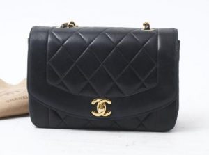 シャネル　チェーンショルダー