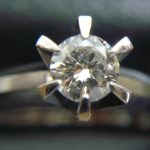 たて爪 ダイヤリング