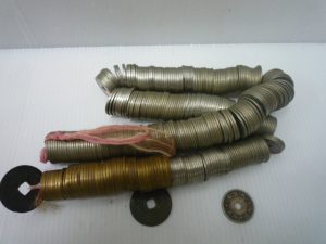 堺泉北の皆様、古銭の高価買取は泉北クロスモール店へ