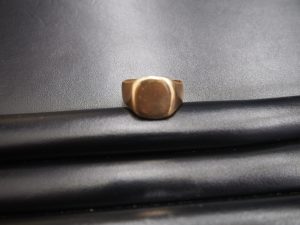 金の指輪をお買取りしています大吉鶴見店です。