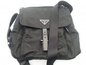 プラダのバッグをお買取り致しました大吉鶴見店です。
