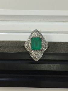 弘前、五所川原でエメラルドの買取は大吉弘前高田店へお任せ!