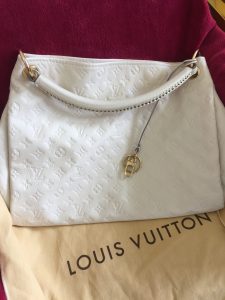 LV(ヴィトン)高価買取中!大吉弘前高田店