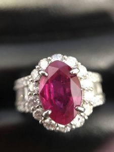 静岡市草薙で宝石、ルビー、エメラルド、サファイヤの指輪の買取なら買取専門店　大吉　イトーヨーカドー静岡店まで！