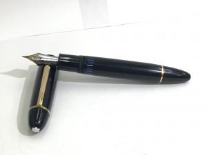 万年筆・モンブラン・グッチ・ブランドスーツ・アタッシュ・zero ・高価、ニコン、NIKON,ライカ・nikon,高価買取、大吉、買取専門店大吉逗子店、買取、逗子、逗子駅、逗子周辺、追浜、追浜周辺、追浜駅、葉山、D5100・葉山ハイランド・鎌倉・鎌倉駅・大船・大船駅象牙。ブランド品。ブランド。金。銀、ダイヤモンド 、切手、能見台、横須賀、銀座通り、上大岡、上大岡駅。三浦、京急富岡、横浜、エルメス、シャネル、カメラ、お酒、六浦、.JPG (2)