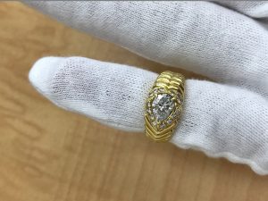 オメガ・モンブラン・グッチ・ブランドスーツ・アタッシュ・リング・高価、K18、750，ライカK18，高価買取、大吉、買取専門店大吉逗子店、買取、逗子、逗子駅、逗子周辺、追浜、追浜周辺、追浜駅、葉山、Ｄ5100・葉山ハイランド・鎌倉・鎌倉駅・大船・大船駅象牙。ブランド品。ブランド。金。銀、ダイヤモンド　、赤サンゴ、能見台、横須賀、銀座通り、上大岡、上大岡駅。三浦、京急富岡、横浜、エルメス、シャネル、カメラ、お酒、六浦、.JP