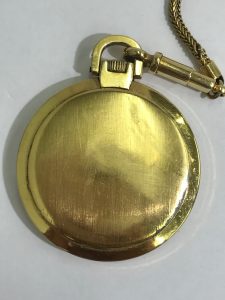 デイズニーチケット・スーツ・グッチ・ブランドスーツ・アタッシュ・zero ・高価、ニコン、ＮＩＫＯＮ，ライカ・ｎｉｋｏｎ，高価買取、大吉、買取専門店大吉逗子店、買取、逗子、逗子駅、逗子周辺、追浜、追浜周辺、追浜駅、葉山、ロンジン・葉山ハイランド・鎌倉・鎌倉駅・大船・大船駅象牙。ブランド品。ブランド。金。銀、ダイヤモンド　、切手、能見台、横須賀、懐中時計、上大岡、上大岡駅。三浦、京急富岡、横浜、エルメス、シャネル、カメラ、お酒、六浦、. (4)