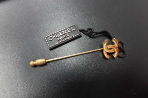 シャネルのピンブローチをお買取りしました　大吉伊丹店