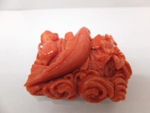 貴金属Pt900赤珊瑚帯留