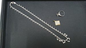 使わない貴金属、是非まとめて大吉八戸店へお持ち下さい！