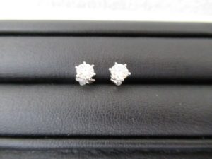 ダイヤモンドのお買取り、大吉松山久万ノ台店です。