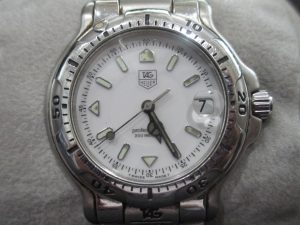 本日のお買取品はタグ・ホイヤーでございます。大吉松江店