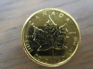 大吉 武蔵小金井店 メイプル金貨の画像です。